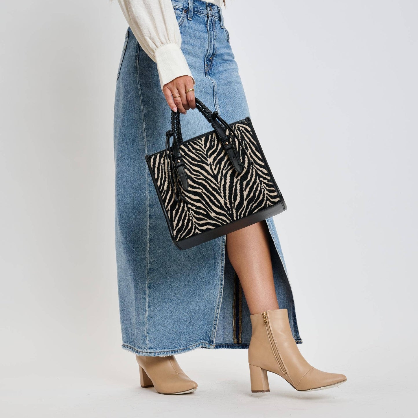 Dinsdale Zebra Print Crossbody: Black